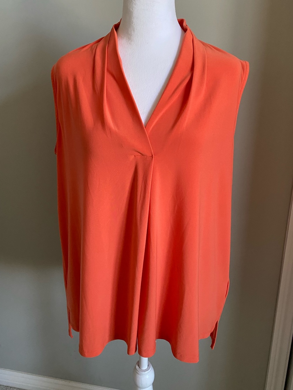 Jones Studio Sleeveless V-Neck Blouse in Bright Coral